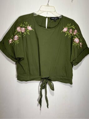 Kontrol Olive Green Floral Embroidered Tie-Front short sleeve top size L